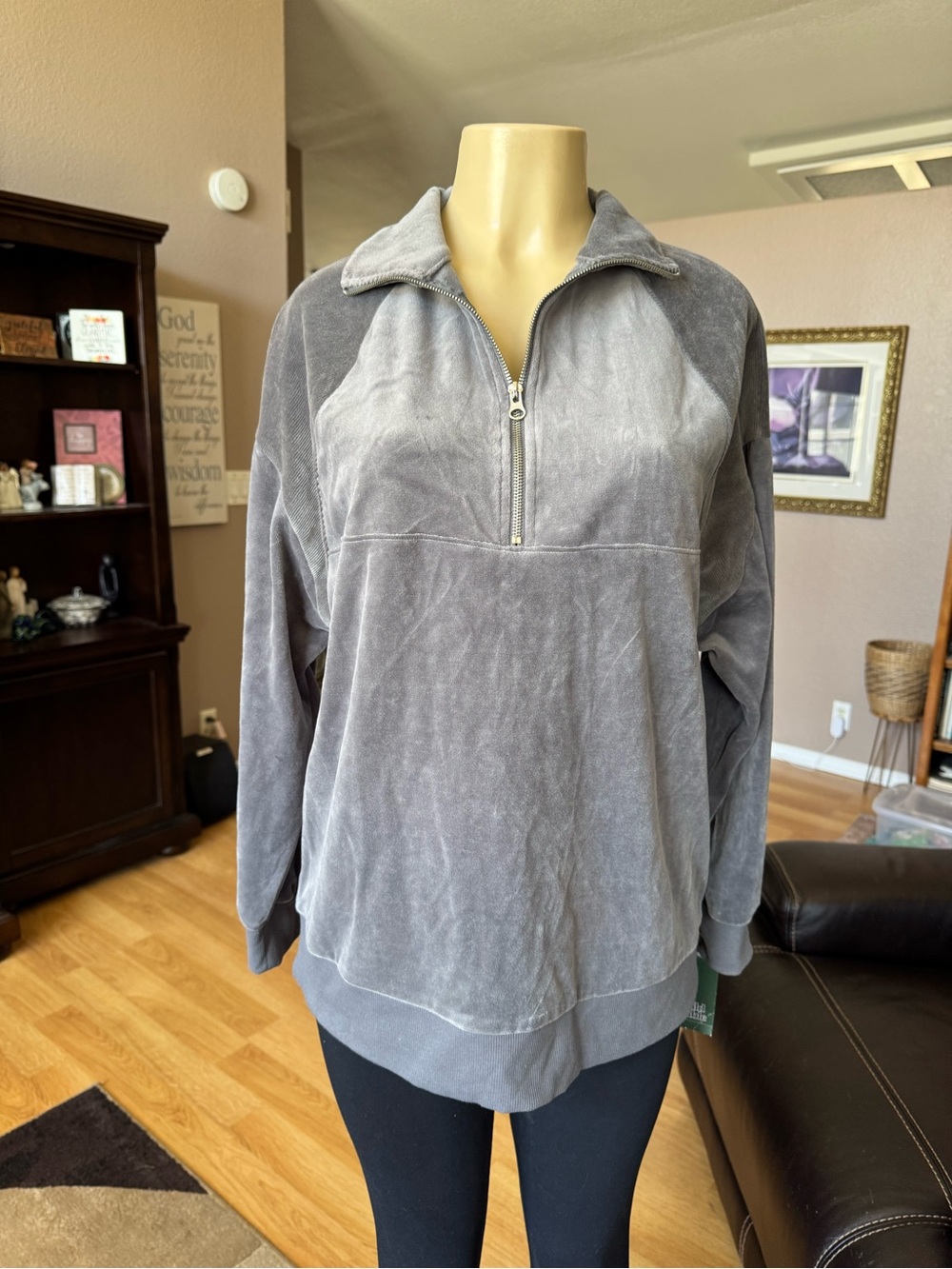 Wild Fable gray velvet type half-zip pullover sweatshirt-size M-NWT